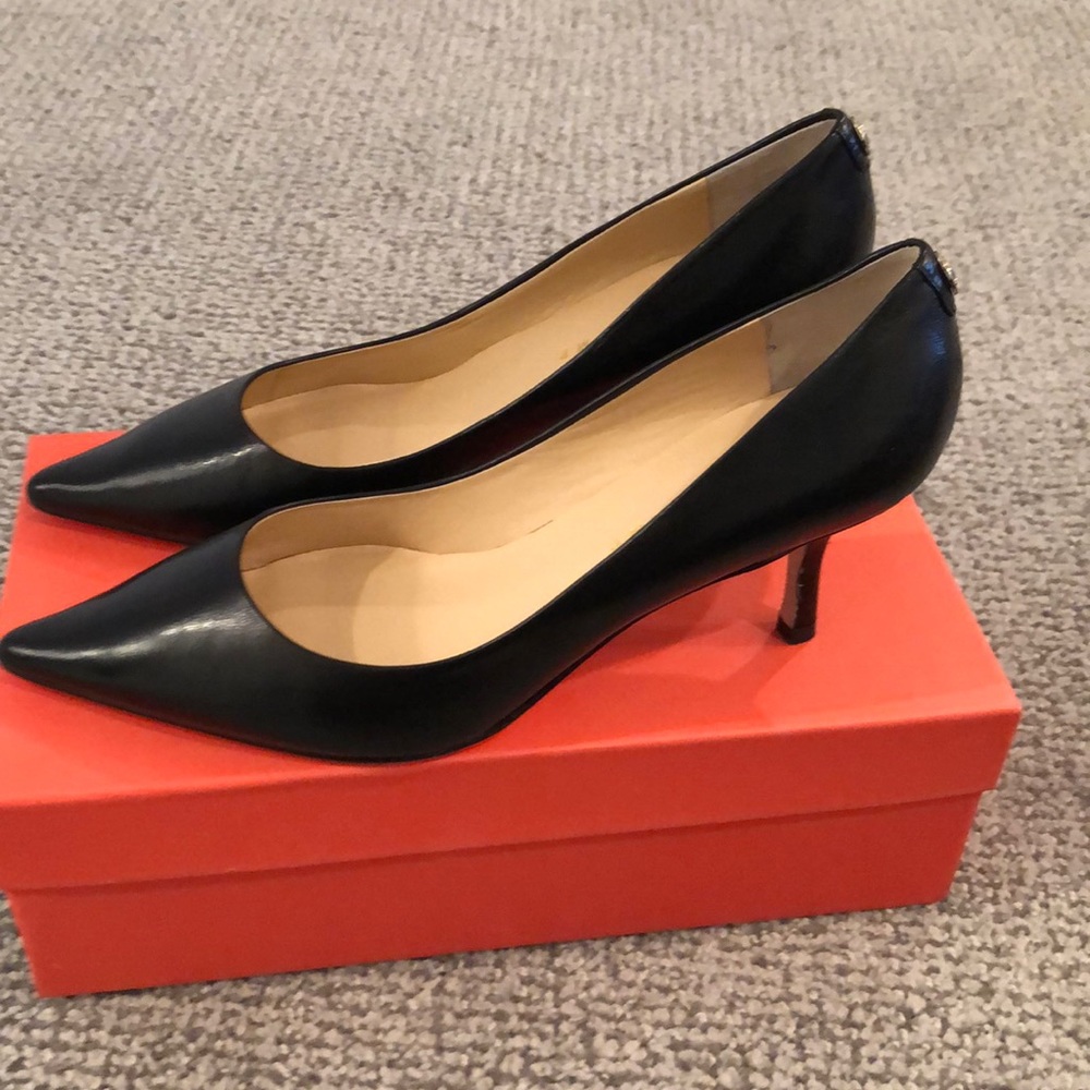 Ivanka Trump Pumps Size 9